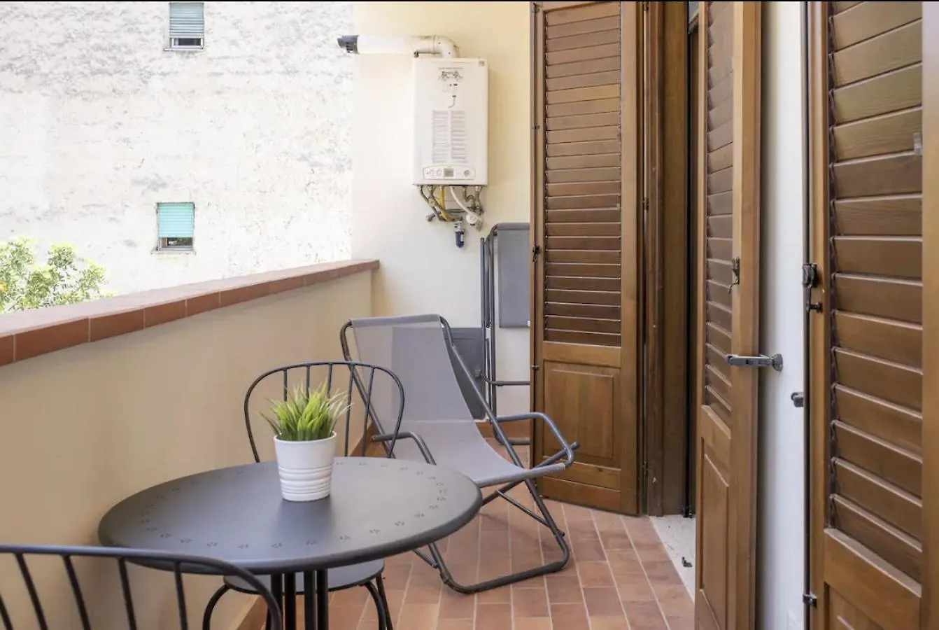 Eli'S Apartment Mondello Free Private Parking Ac And Wifi Palermo Italy